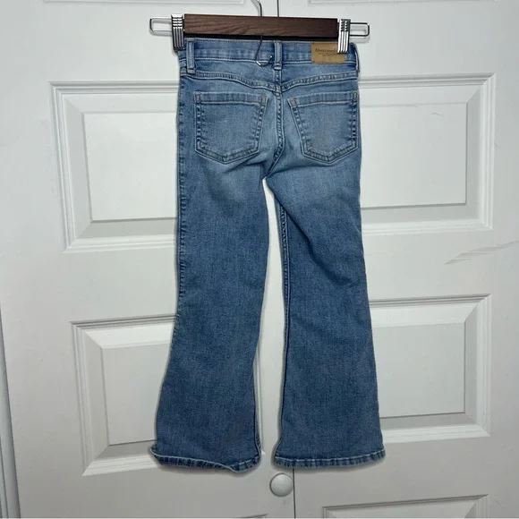 Abercrombie Kids Girls High-Rise Flare Jeans | Size 5/6 Regular - Picture 3 of 3